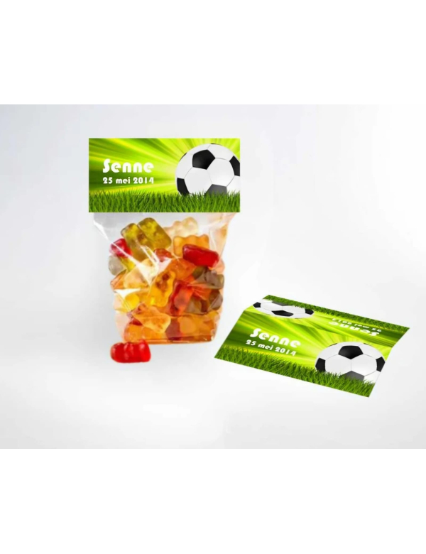 snoepzakje voetbal (gevuld met snoep naar keuze) snoepzakje voetbal (gevuld met snoep naar keuze)