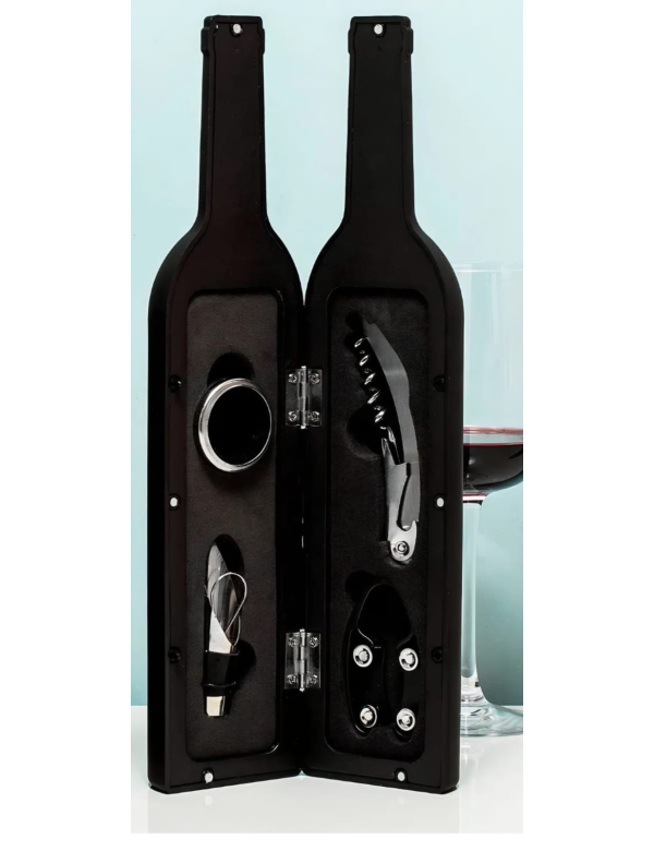 Wijnfles met wijnaccessoires